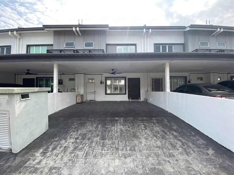 Rumah Teres 2 Tingkat untuk Dijual di Alam Perdana (Puncak Alam) - Nadia Shukri - Exterior - PropertyGuru.com.my