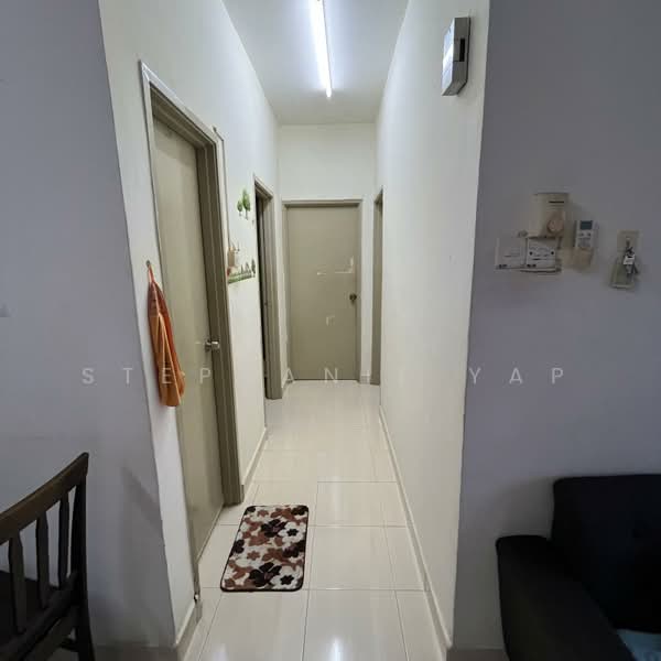 Apartment for Sale at Kipark Apartment - Stephanie Yap - Corridor - PropertyGuru.com.my