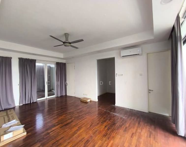 3-storey Terraced House for Rent in Lake Fields (Sungai Besi) - Chong De Yi - Living Room - PropertyGuru.com.my