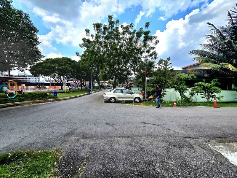 Rumah Teres 1 Tingkat untuk Dijual di Seksyen 51a (Petaling Jaya) - Hazlin Miswan - Exterior - PropertyGuru.com.my
