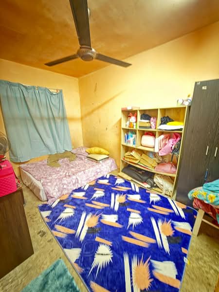 Rumah Flat untuk Dijual di Taman Serina - Bryan H'ng - Bedroom - PropertyGuru.com.my