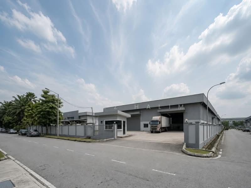 Kilang untuk Disewa di Seksyen 15 (Shah Alam) - Mu'izz Halim - Exterior - PropertyGuru.com.my