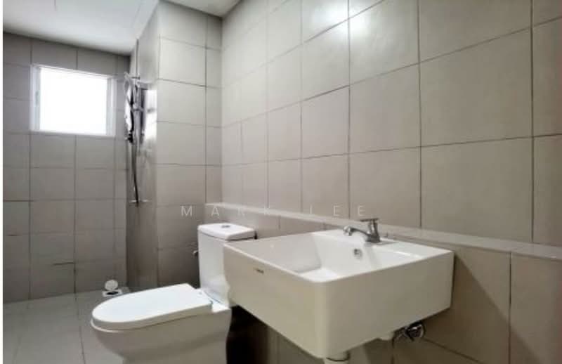 Kondominium untuk Disewa di Lakefront Homes - Mark Lee - Bathroom - PropertyGuru.com.my