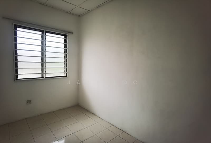 Rumah Teres 2 Tingkat untuk Dijual di Taman Lestari Putra (Seri Kembangan) - Jane Loo - PropertyGuru.com.my
