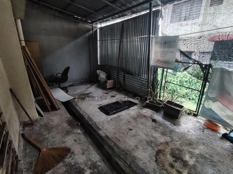 Rumah Teres 2 Tingkat untuk Dijual di Taman Lestari Putra (Seri Kembangan) - Jane Loo - PropertyGuru.com.my