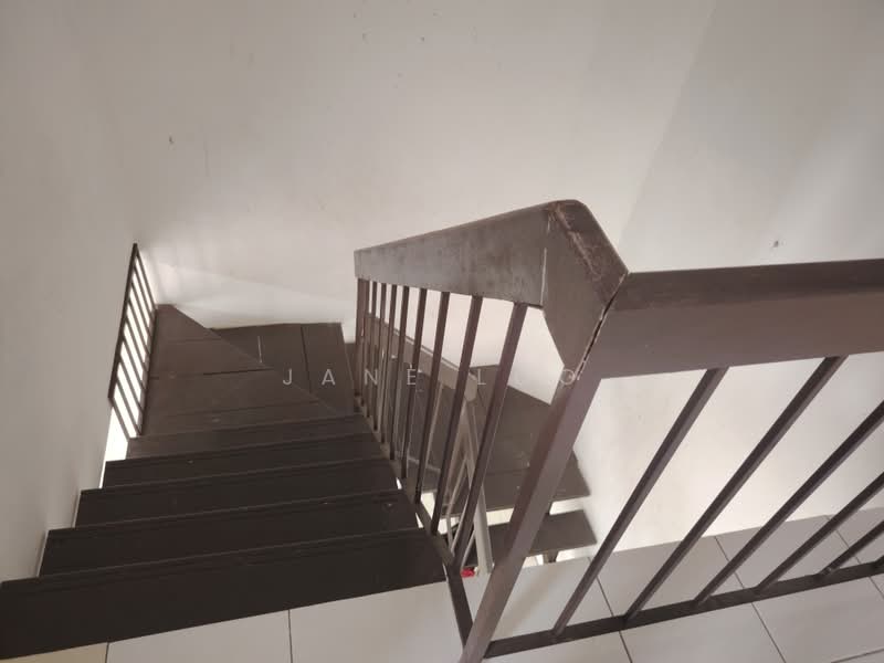 Rumah Teres 2 Tingkat untuk Dijual di Taman Lestari Putra (Seri Kembangan) - Jane Loo - PropertyGuru.com.my