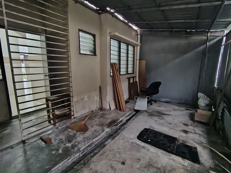 Rumah Teres 2 Tingkat untuk Dijual di Taman Lestari Putra (Seri Kembangan) - Jane Loo - PropertyGuru.com.my