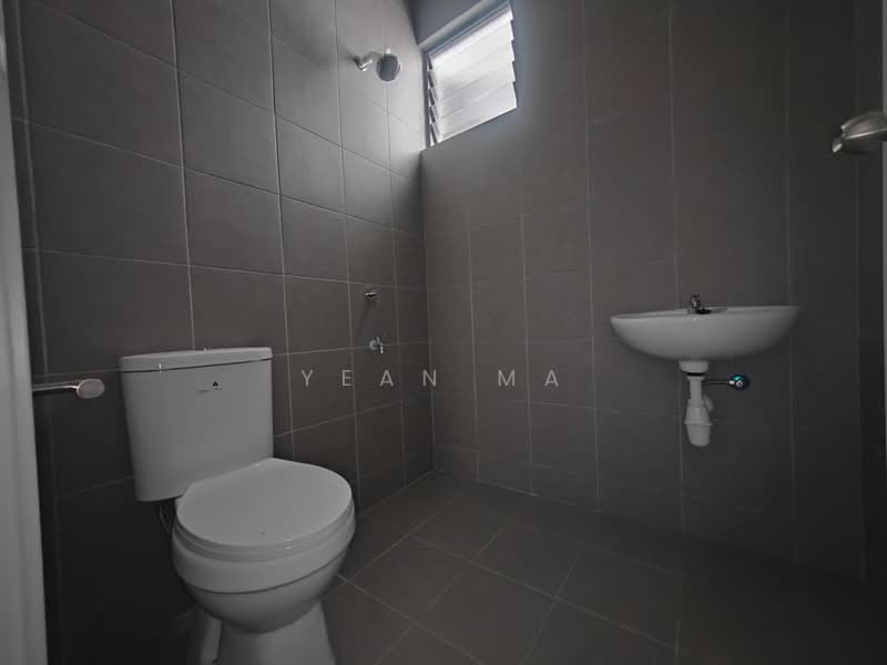 Semi-Detached House for Rent in Bandar Gamuda Gardens (Rawang) - Yean Ma - Bathroom - PropertyGuru.com.my