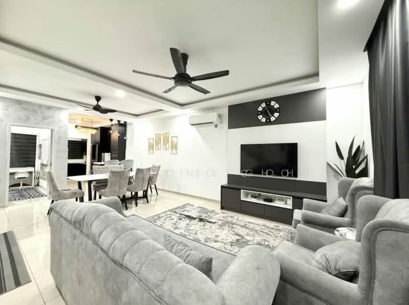 2-storey Terraced House for Sale in Setia Utama (Setia Alam) - Raymond Choo - Living Room - PropertyGuru.com.my