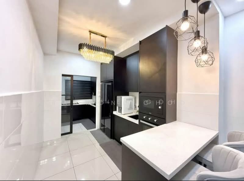 2-storey Terraced House for Sale in Setia Utama (Setia Alam) - Raymond Choo - Kitchen - PropertyGuru.com.my