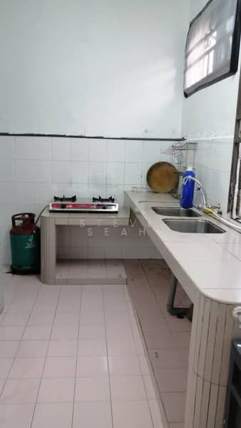 Rumah Teres untuk Disewa di Taman Universiti (Skudai) - Steve Seah - Kitchen - PropertyGuru.com.my