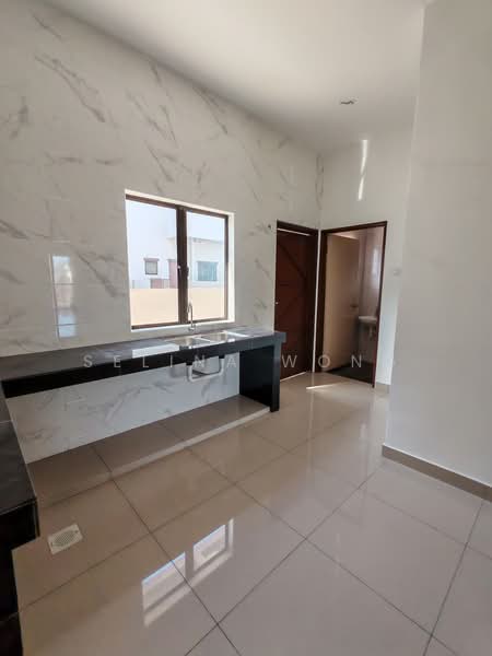 Rumah Teres 2 Tingkat untuk Dijual di Taman Lapangan Indah (Ipoh) - Selina Wong - PropertyGuru.com.my