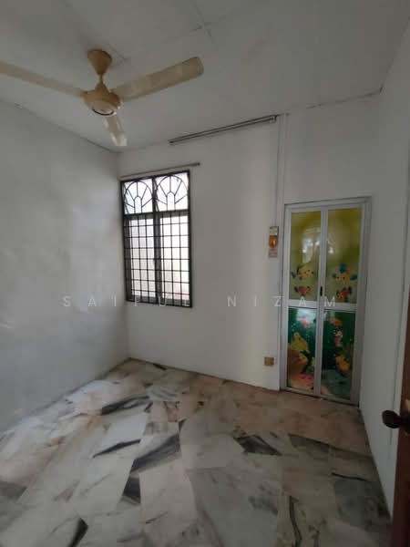 Rumah Bandar untuk Dijual di Taman Bukit Teratai (Ampang) - Saiful Nizam - Interior - PropertyGuru.com.my