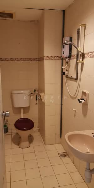 Kondominium untuk Disewa di Forest Green - Kenneth Low - Bathroom - PropertyGuru.com.my