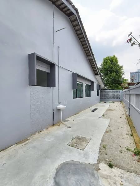 Rumah Berkembar untuk Dijual di Taman Sentosa (Johor Bahru) - Joan Sin - PropertyGuru.com.my