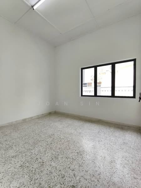 Rumah Berkembar untuk Dijual di Taman Sentosa (Johor Bahru) - Joan Sin - PropertyGuru.com.my