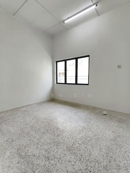 Rumah Berkembar untuk Dijual di Taman Sentosa (Johor Bahru) - Joan Sin - PropertyGuru.com.my