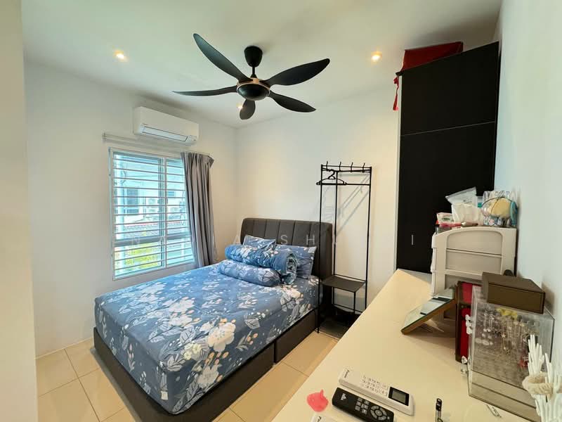 Rumah Teres 2 Tingkat untuk Dijual di Alam Perdana (Puncak Alam) - Nadia Shukri - Bedroom - PropertyGuru.com.my