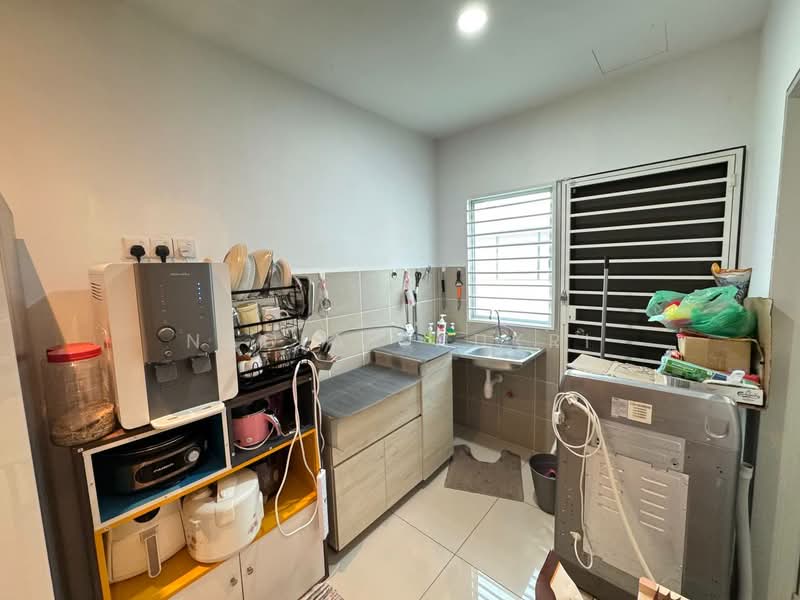 Rumah Teres 2 Tingkat untuk Dijual di Alam Perdana (Puncak Alam) - Nadia Shukri - Kitchen - PropertyGuru.com.my
