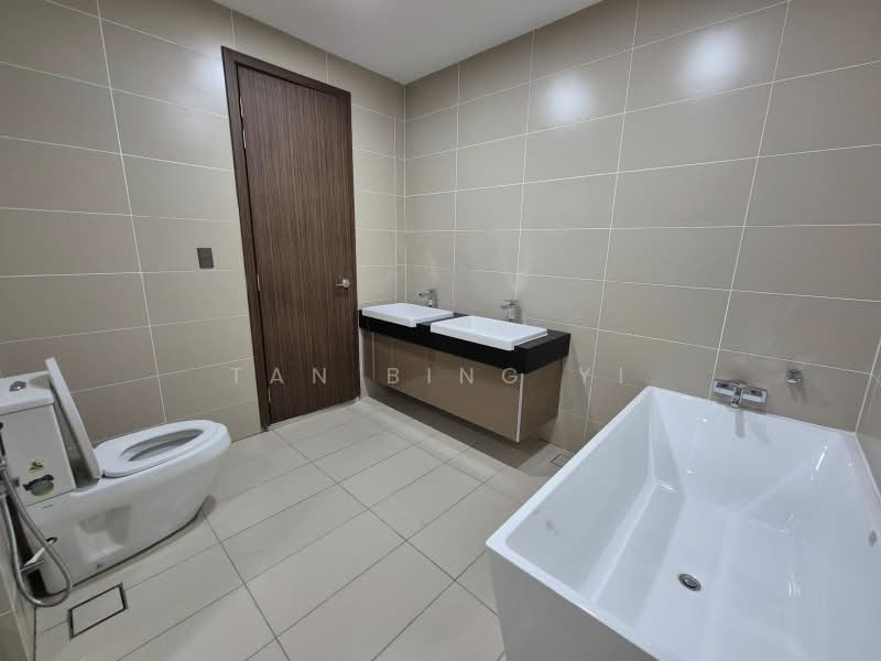 Service Residence for Sale at Green Haven - Tan Bing Yi - Bathroom - PropertyGuru.com.my