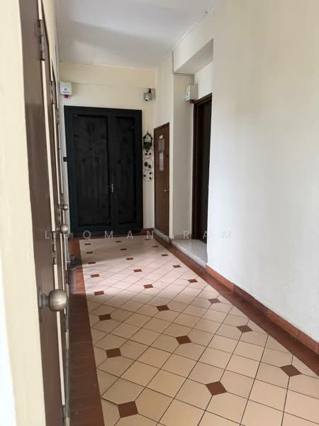 Kondominium untuk Dijual di Sri Lojing Condominiums - Luqman Ramli - Corridor - PropertyGuru.com.my