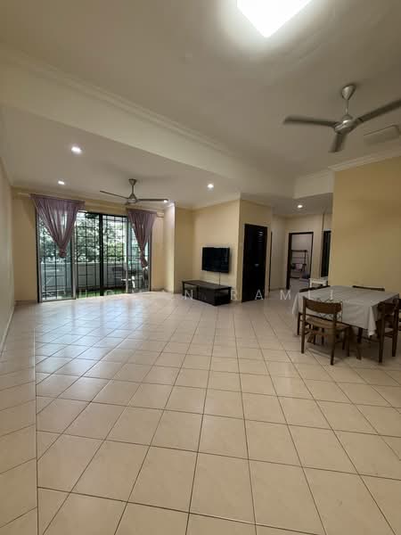 Kondominium untuk Dijual di Sri Lojing Condominiums - Luqman Ramli - Living Room - PropertyGuru.com.my