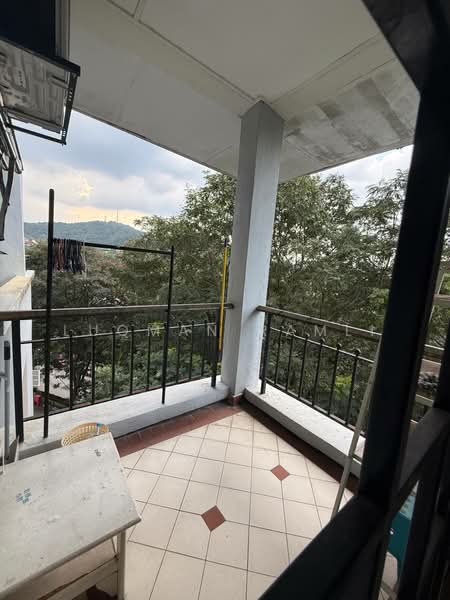 Kondominium untuk Dijual di Sri Lojing Condominiums - Luqman Ramli - Balcony - PropertyGuru.com.my