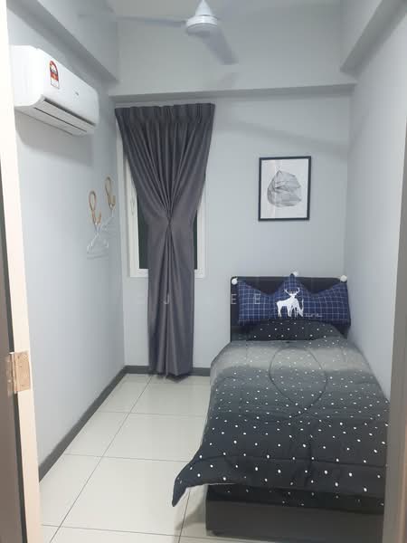 Service Residence for Sale at Tiara Mutiara 2 - CJ Lee - Bedroom - PropertyGuru.com.my