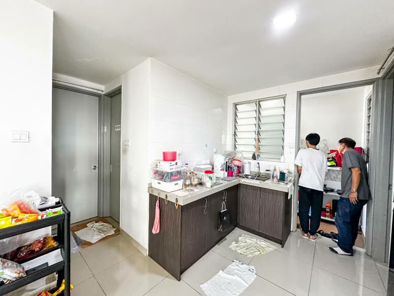 Kondominium untuk Dijual di Suasana Lumayan - Abid Sabarudin - Kitchen - PropertyGuru.com.my