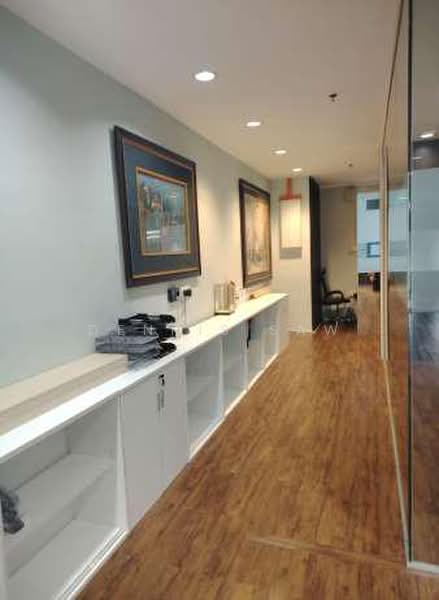 Office for Rent in Subang Jaya (Selangor) - Dennis Saw - Corridor - PropertyGuru.com.my