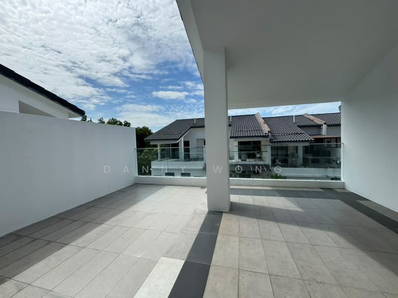 2.5-storey Terraced House for Sale in Rawang (Selangor) - Danny Wong - Exterior - PropertyGuru.com.my