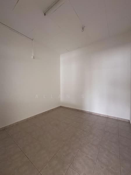 1-storey Terraced House for Sale in Johor Bahru (Johor) - Allan Su - Interior - PropertyGuru.com.my