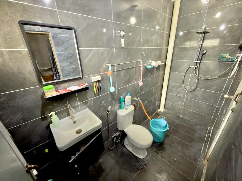 Rumah Teres 2 Tingkat untuk Dijual di Cheras (Selangor) - Luqman Ramli - Bathroom - PropertyGuru.com.my