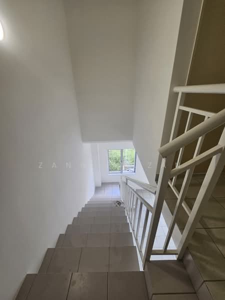 Rumah Teres 2 Tingkat untuk Disewa di Taman Bunga Raya (Serendah) - Zann Fauzan - Interior - PropertyGuru.com.my