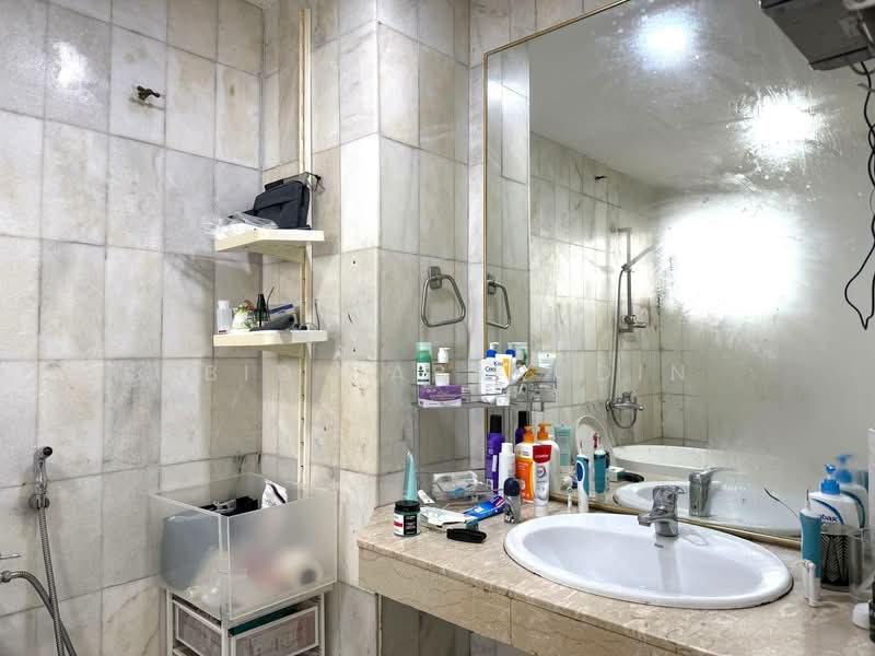 Pangsapuri untuk Dijual di Desa Ukay - Abid Sabarudin - Bathroom - PropertyGuru.com.my