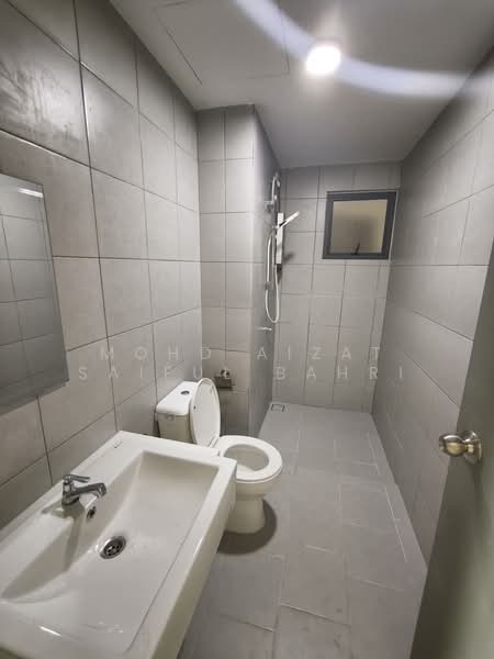 Service Residence for Rent at E'Island Lake Haven - Mohd Aizat Saiful Bahri - Bathroom - PropertyGuru.com.my