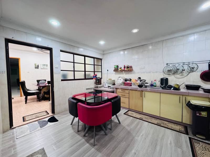 2-storey Terraced House for Sale in Bukit Jelutong (Shah Alam) - Muizz Razak - PropertyGuru.com.my