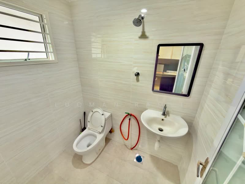 Rumah Teres 2 Tingkat untuk Dijual di Bandar Mahkota Cheras (Cheras) - Luqman Ramli - Bathroom - PropertyGuru.com.my