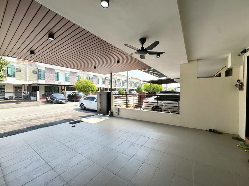 Rumah Teres 2 Tingkat untuk Dijual di Taman Saujana KLIA (Sepang) - Zul Hasif - PropertyGuru.com.my