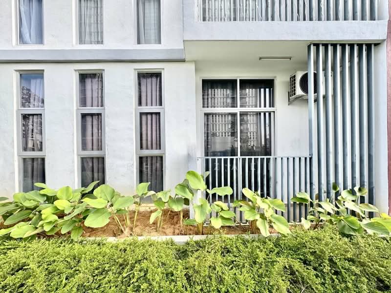 Kondominium untuk Disewa di Lakefront Homes - Zehan Zaki - PropertyGuru.com.my