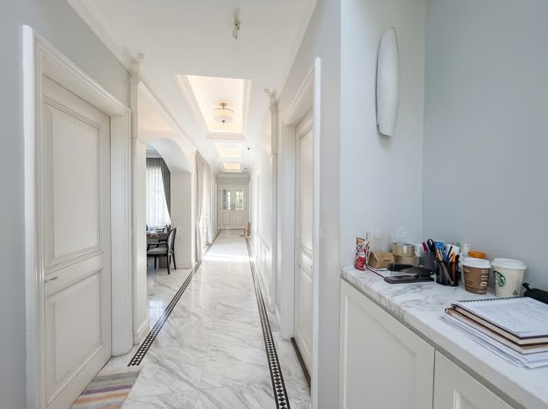 Rumah Banglo untuk Dijual di Damansara Heights (Damansara Heights) - Darren Leong - Corridor - PropertyGuru.com.my