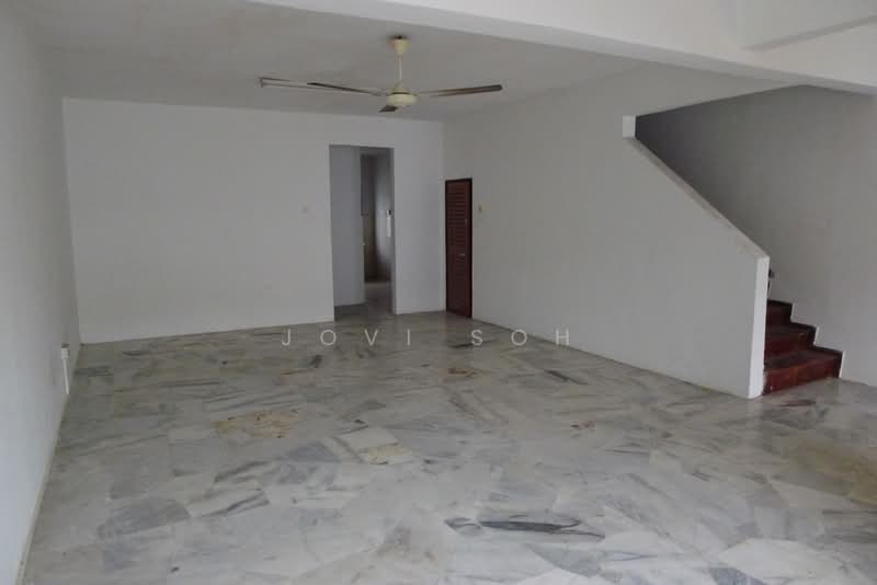 2-storey Terraced House for Rent in Bandar Damai Perdana (Cheras) - Jovi Soh - Living Room - PropertyGuru.com.my