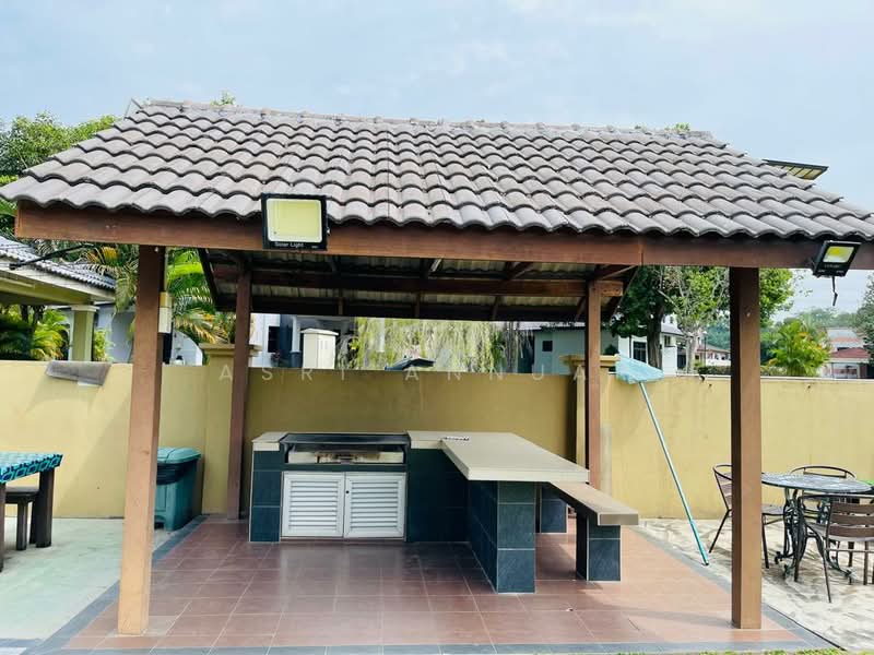 Bungalow for Sale in Alor Gajah (Melaka) - Asri Annuar - Exterior - PropertyGuru.com.my