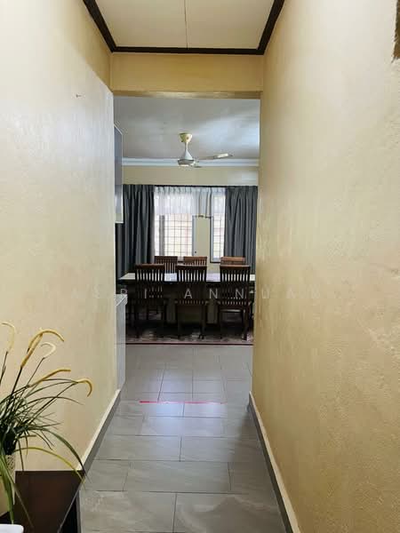 Bungalow for Sale in Alor Gajah (Melaka) - Asri Annuar - Corridor - PropertyGuru.com.my