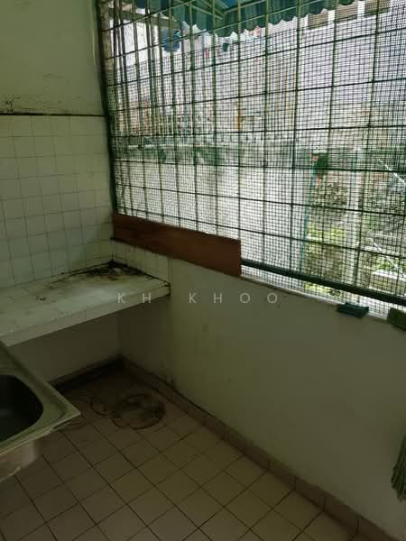 Rumah Teres 2 Tingkat untuk Disewa di Usj 2 (Subang Jaya) - KH Khoo - Kitchen - PropertyGuru.com.my