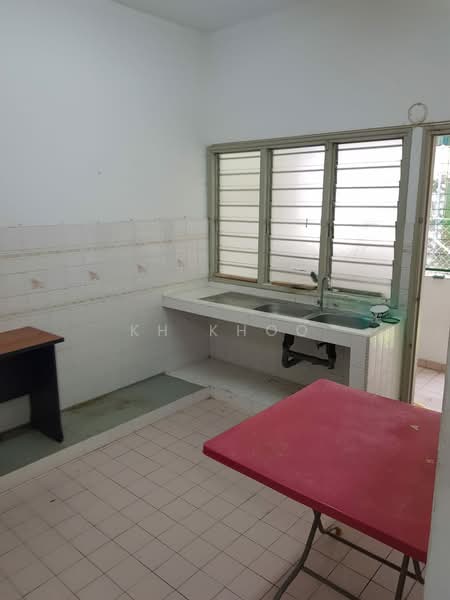 Rumah Teres 2 Tingkat untuk Disewa di Usj 2 (Subang Jaya) - KH Khoo - Kitchen - PropertyGuru.com.my