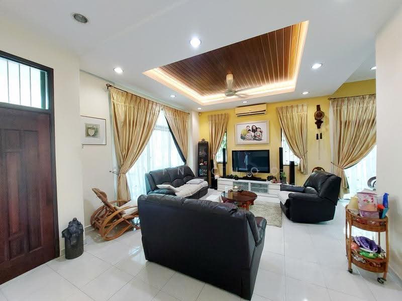 Semi-Detached House for Sale in Taman Seri Cendana (Juru) - Elvin Choo - Living Room - PropertyGuru.com.my
