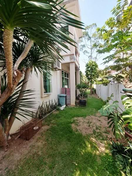Semi-Detached House for Sale in Taman Seri Cendana (Juru) - Elvin Choo - Exterior - PropertyGuru.com.my