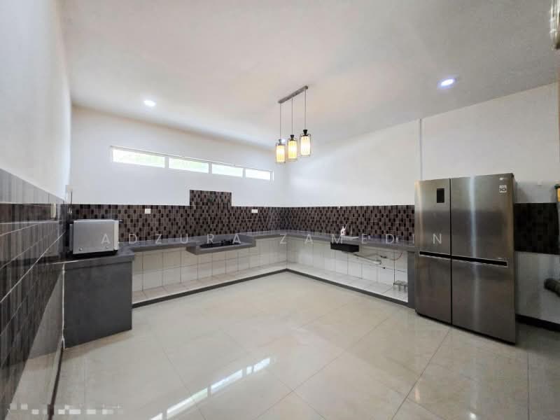 Bungalow for Sale in Usj 3d (Subang Jaya) - Adzura Zamedin - PropertyGuru.com.my