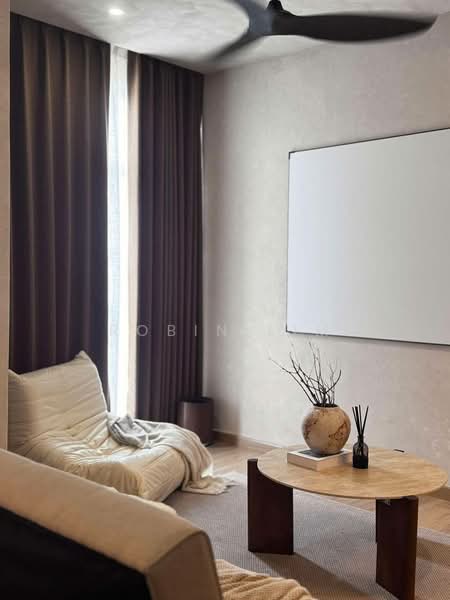 Servis Apartment untuk Dijual di Midas @ Seri Alam - Robin Lim - Living Room - PropertyGuru.com.my